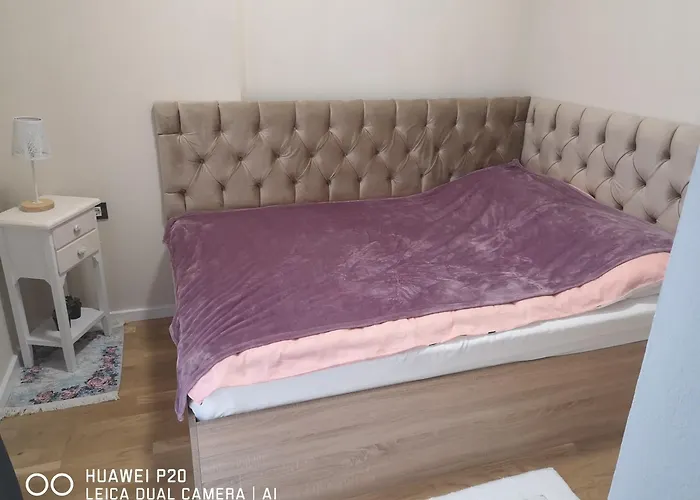 život Je Tren * Podgorica